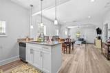 910 Chelsea Street - Photo 18
