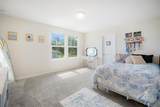 13157 Peachleaf Avenue - Photo 16