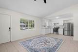 450 Elmwood Point - Photo 4