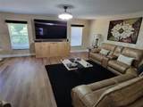 690 Lisbon Parkway - Photo 17
