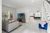 7911 Packwood Avenue - Photo 4