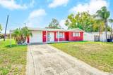 4936 Uranus Avenue - Photo 2