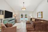 610 Woodview Way - Photo 6