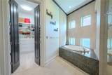 2711 Trilby Avenue - Photo 15