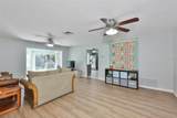 2335 Surrey Lane - Photo 12