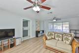 2335 Surrey Lane - Photo 16