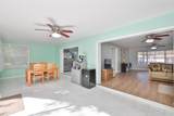 2335 Surrey Lane - Photo 17