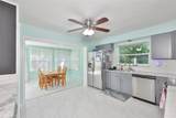 2335 Surrey Lane - Photo 21