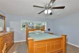 2335 Surrey Lane - Photo 28