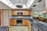 8107 Bardmoor Place - Photo 15