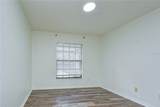 1101 Oakridge Manor Drive - Photo 21