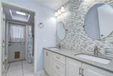 1101 Oakridge Manor Drive - Photo 25
