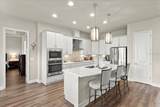 588 Mosaic Boulevard - Photo 15