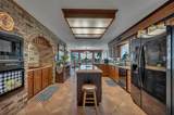 105 Saxon Boulevard - Photo 17