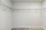 6915 Five Oaks Drive - Photo 24