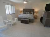 545 Walden Court - Photo 32