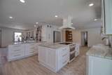 13804 Plumosa Avenue - Photo 15