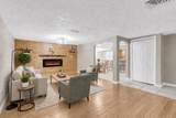 9203 Greenbriar Lane - Photo 6