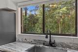 8015 Picketts Court - Photo 18