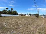 2000 28TH Terrace - Photo 8