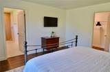 221 Evergreen Street - Photo 18