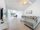 2900 Woodpine Court - Photo 19