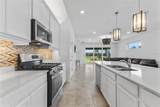 8121 Sternway Road - Photo 31