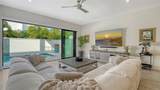 1659 Devonshire Lane - Photo 19