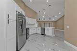 2387 Tamarind Street - Photo 17