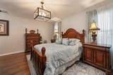 7501 Mikasa Drive - Photo 20