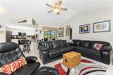 10127 Peach Avenue - Photo 18