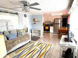 527 Blackburn Boulevard - Photo 10