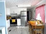 527 Blackburn Boulevard - Photo 6