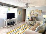 527 Blackburn Boulevard - Photo 9