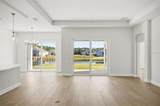 250 Hawthorn Avenue - Photo 13