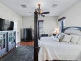 9926 Sunset Harbor Road - Photo 15