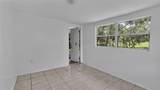 305 Michigan Place - Photo 38