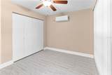 1929 Valencia Way - Photo 15