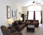 320 Henley Circle - Photo 15