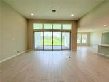 960 Hawksnest Point - Photo 12