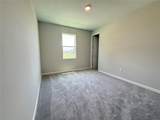 960 Hawksnest Point - Photo 16