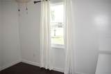 821 Silver Springs Terrace - Photo 18