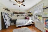 305 Hargrove Lane - Photo 18