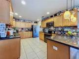 717 End Crescent - Photo 9
