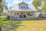 301 Oak Avenue - Photo 1