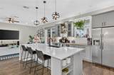 980 Burns Street - Photo 10