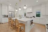 890 Phelps Avenue - Photo 18