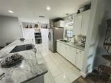 1643 Saxon Boulevard - Photo 5