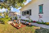 622 1ST Avenue - Photo 2