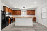 1073 Berkeley Dr - Photo 3